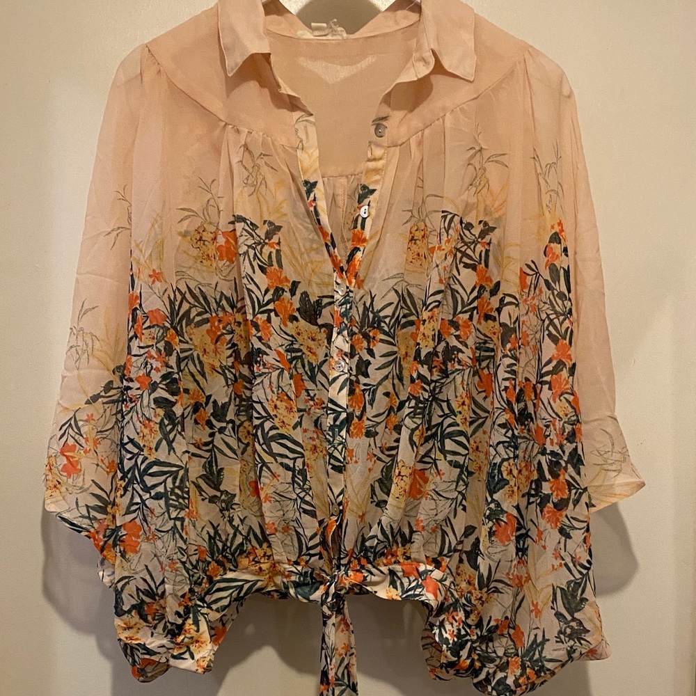 Easel Floral Button-Down Blouse in Orange and Cream